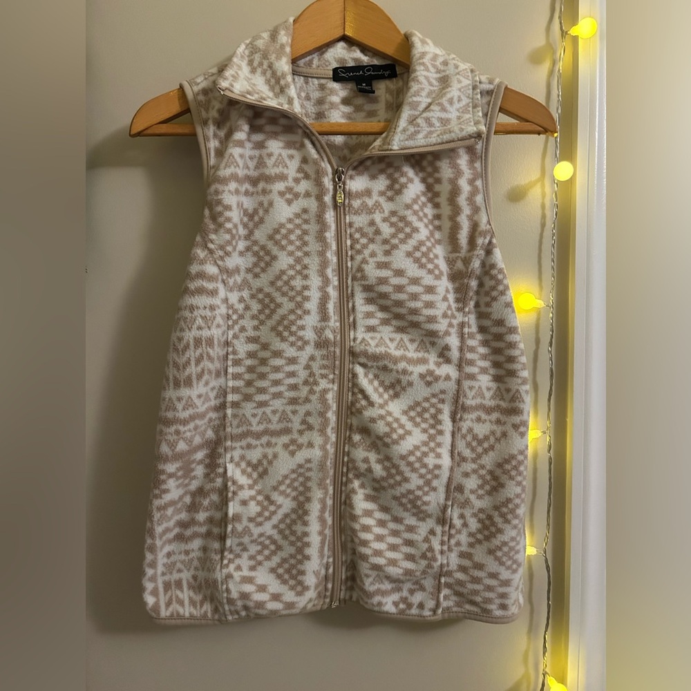 Geometric Patterned Fleece Vest